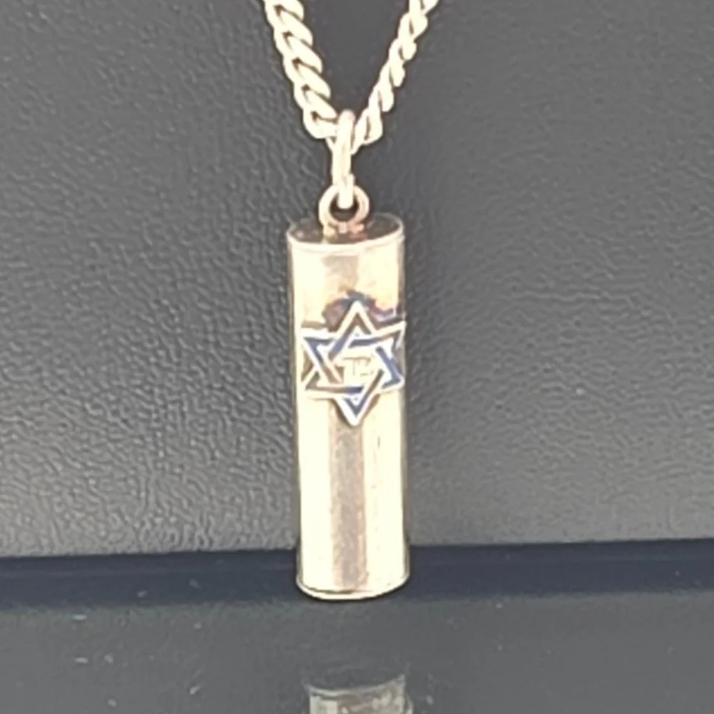 Mezuzah Pendant Necklace Mens OS Silver Good Star of David Enamel 13